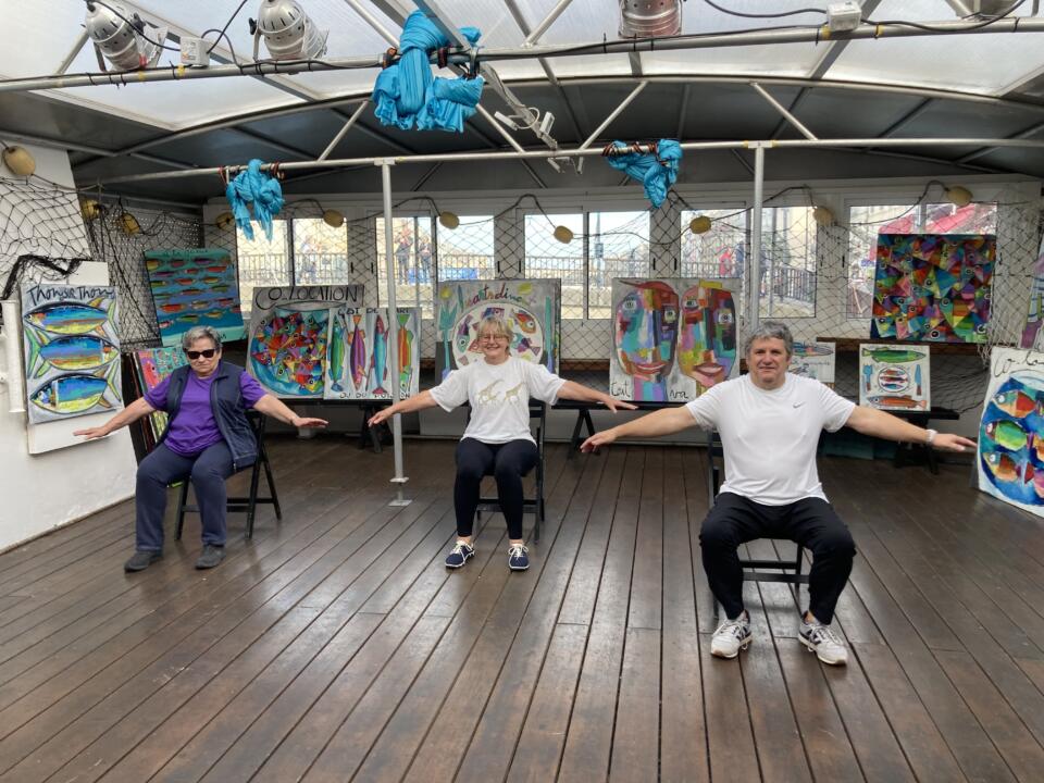 gym sur chaises